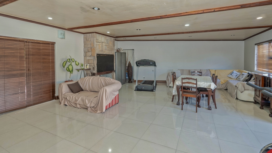 3 Bedroom Property for Sale in Rustdal Western Cape